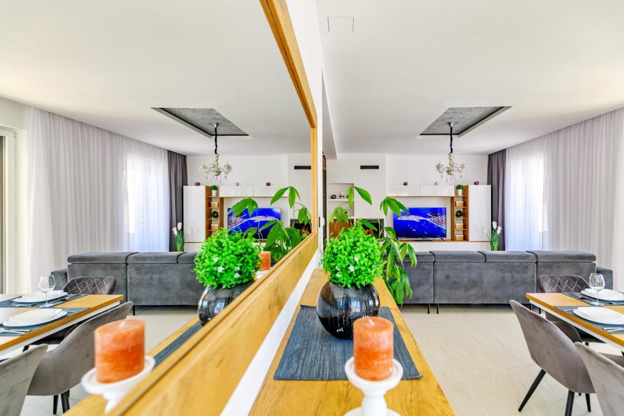 Luxury Stone Villa With Pool - Brisevo المظهر الخارجي الصورة
