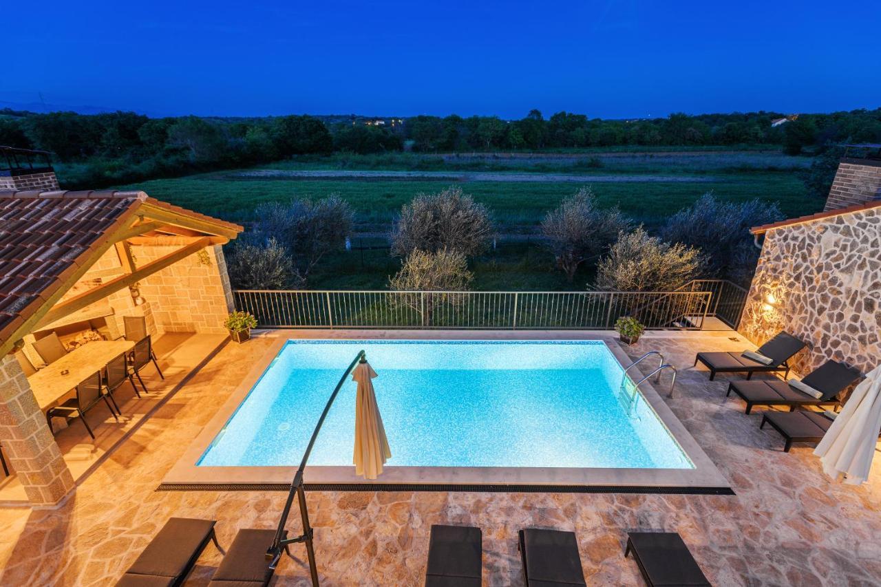 Luxury Stone Villa With Pool - Brisevo المظهر الخارجي الصورة