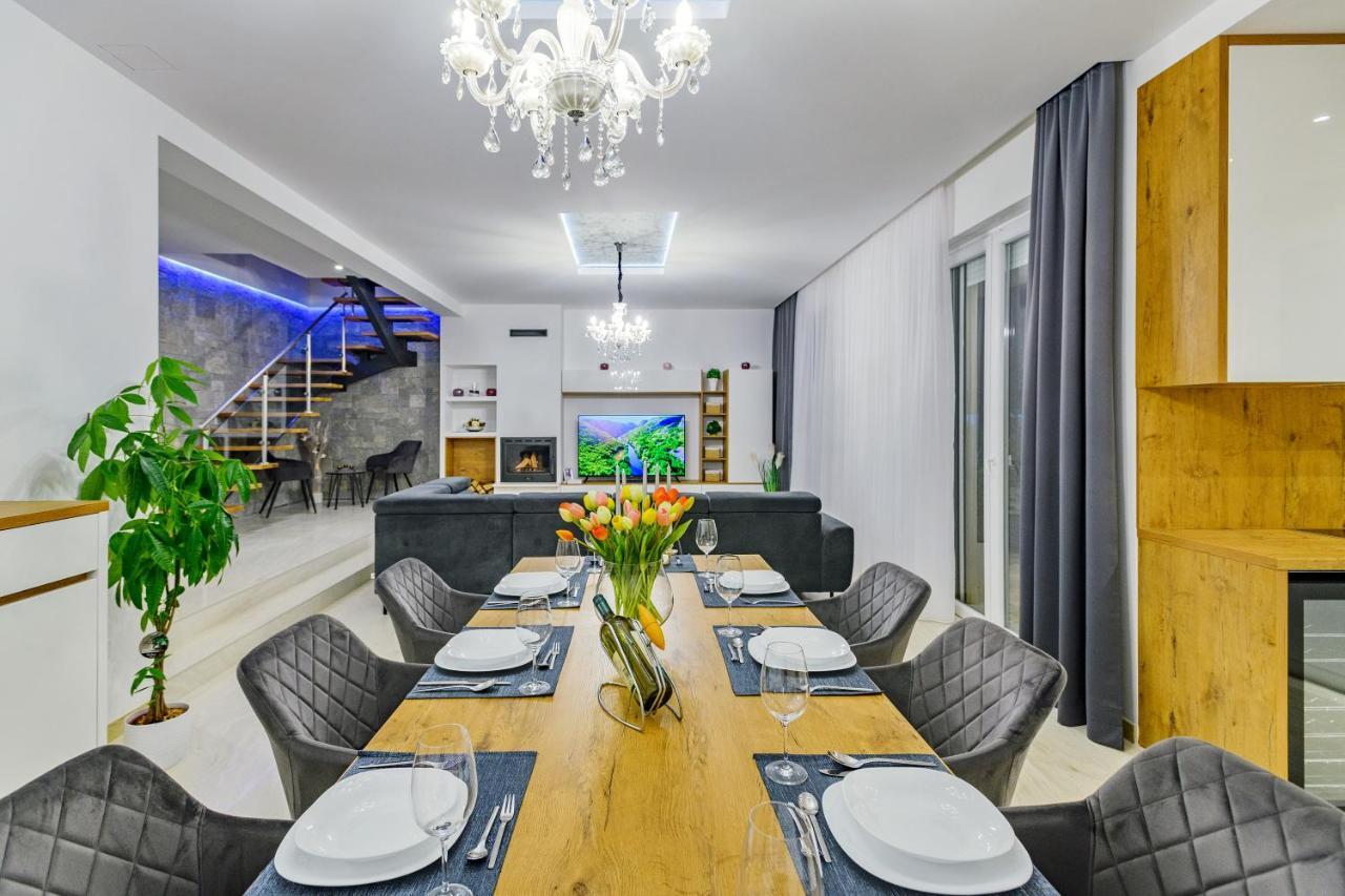 Luxury Stone Villa With Pool - Brisevo المظهر الخارجي الصورة