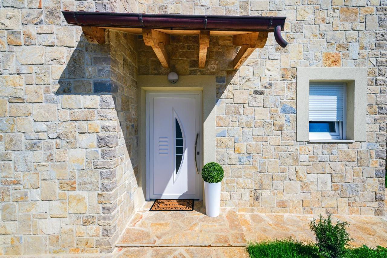 Luxury Stone Villa With Pool - Brisevo المظهر الخارجي الصورة