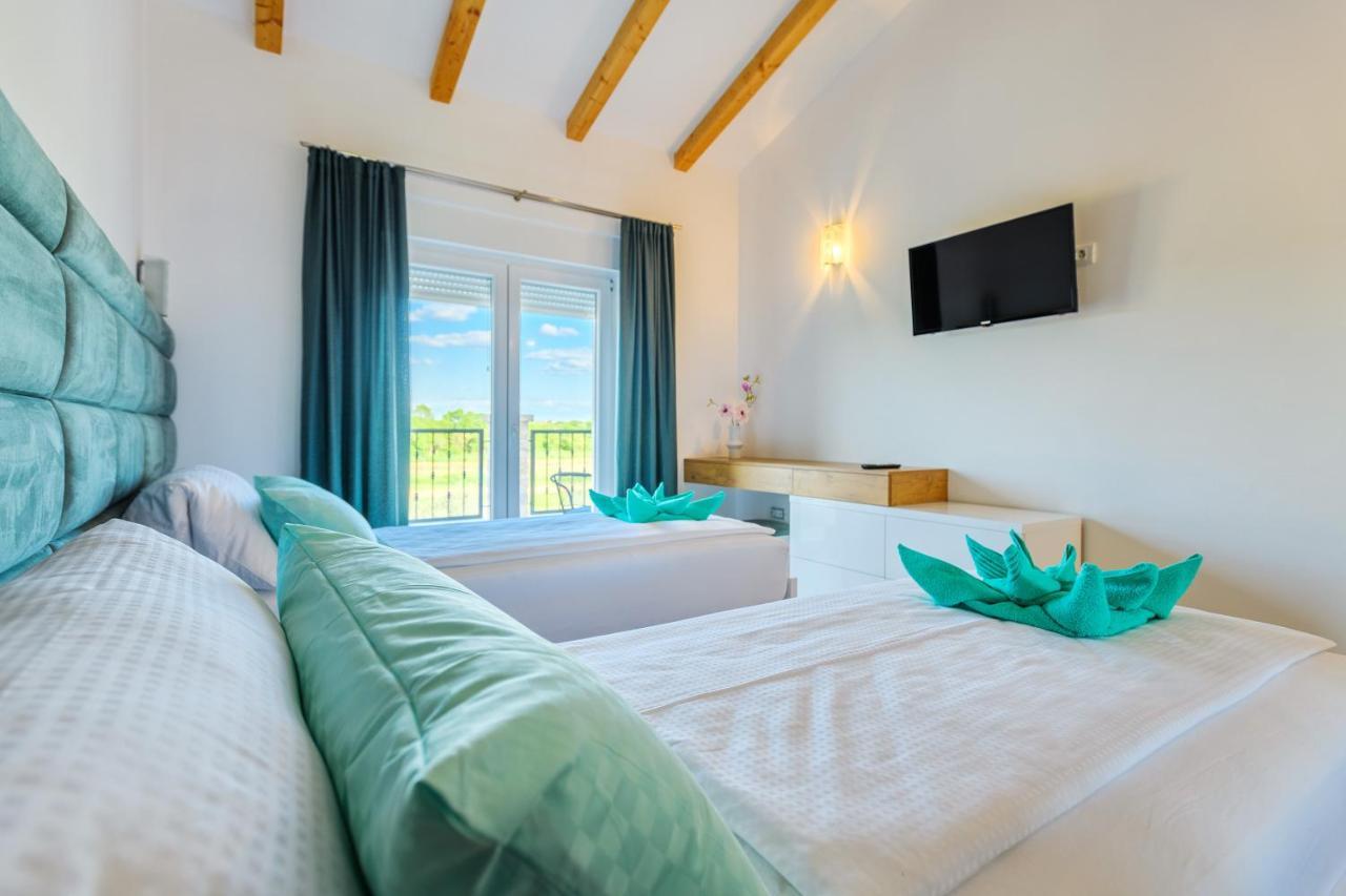Luxury Stone Villa With Pool - Brisevo المظهر الخارجي الصورة