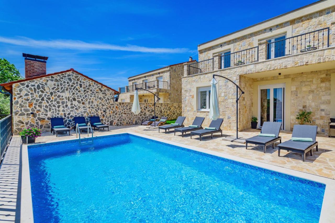 Luxury Stone Villa With Pool - Brisevo المظهر الخارجي الصورة