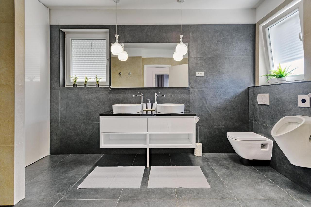Luxury Stone Villa With Pool - Brisevo المظهر الخارجي الصورة