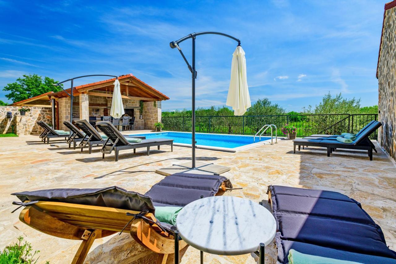 Luxury Stone Villa With Pool - Brisevo المظهر الخارجي الصورة