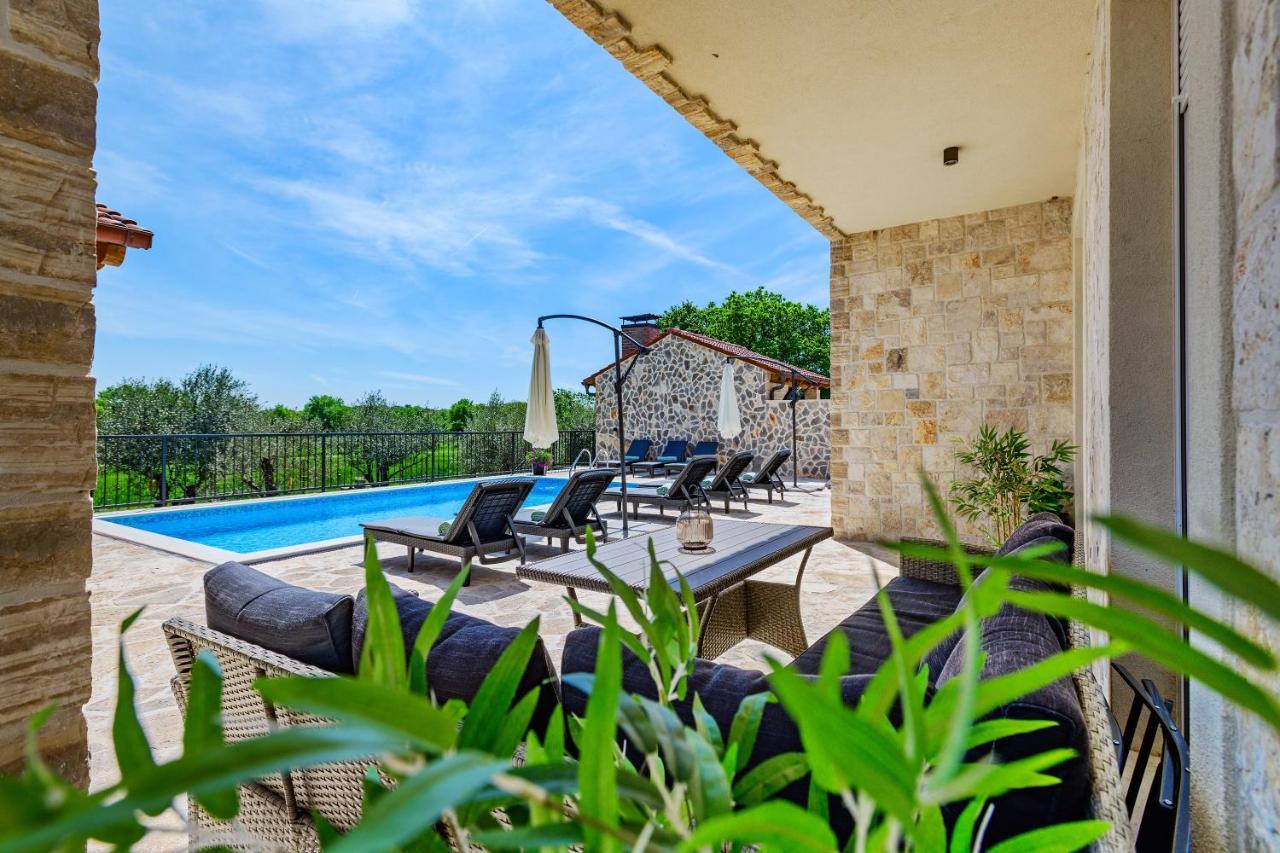 Luxury Stone Villa With Pool - Brisevo المظهر الخارجي الصورة